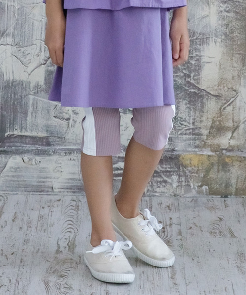 Bee des Bee（ビーデスビー）の「ラインパンツ（レギンス/スパッツ・キッズ・サックスブルー/カーキ/ブラック/ブラウン/ミント/ベージュ/ラベンダー/グレー/ピンク・130cm/150cm/100cm/140cm/110cm/120cm）」の8枚目の写真