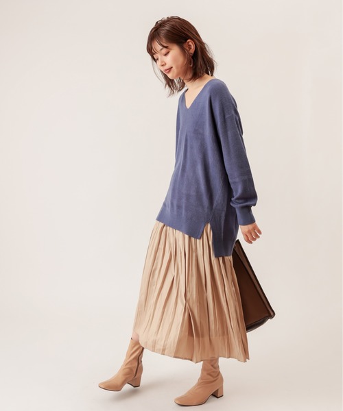 natural couture(ナチュラルクチュール)の「レザーライクナイルサテンプリーツスカート(スカート・レディース・ブラック/ダークブラウン/ベージュ/ブルー・FREE)」の13枚目の写真