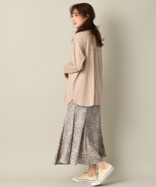 INTERPLANET（インタープラネット）の「シルケットスムース前後２ＷＡＹロゴ転写プリントプルオーバー（Tシャツ/カットソー・レディース・グレイッシュベージュ/オフホワイト・FREE）」の18枚目の写真