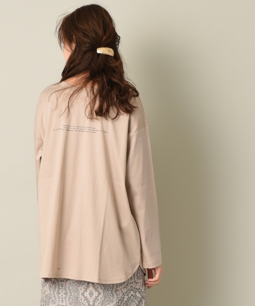 INTERPLANET（インタープラネット）の「シルケットスムース前後２ＷＡＹロゴ転写プリントプルオーバー（Tシャツ/カットソー・レディース・グレイッシュベージュ/オフホワイト・FREE）」の19枚目の写真