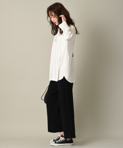 INTERPLANET（インタープラネット）の「シルケットスムース前後２ＷＡＹロゴ転写プリントプルオーバー（Tシャツ/カットソー・レディース・グレイッシュベージュ/オフホワイト・FREE）」の9枚目の写真