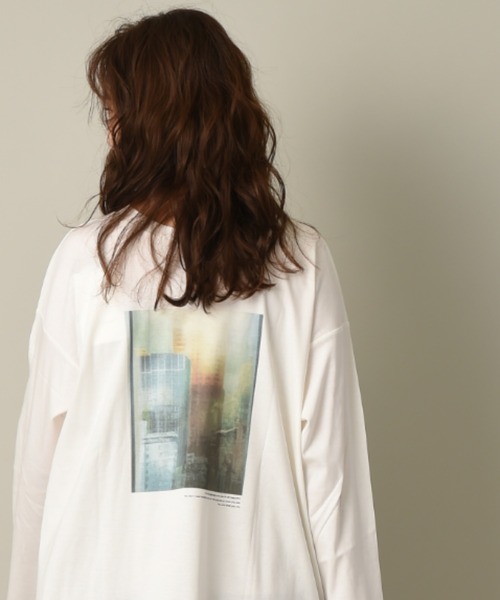 INTERPLANET（インタープラネット）の「シルケットスムース前後２ＷＡＹロゴ転写プリントプルオーバー（Tシャツ/カットソー・レディース・グレイッシュベージュ/オフホワイト・FREE）」の12枚目の写真