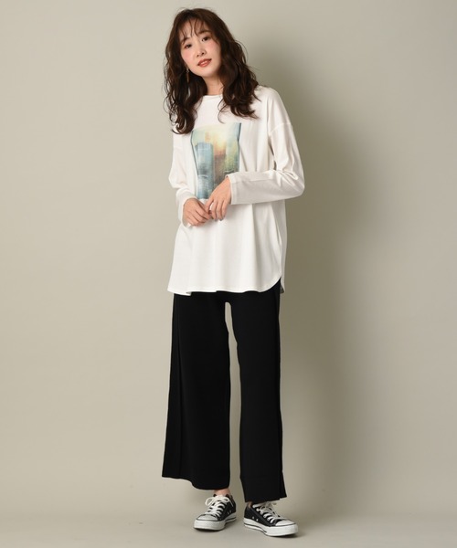 INTERPLANET（インタープラネット）の「シルケットスムース前後２ＷＡＹロゴ転写プリントプルオーバー（Tシャツ/カットソー・レディース・グレイッシュベージュ/オフホワイト・FREE）」の8枚目の写真