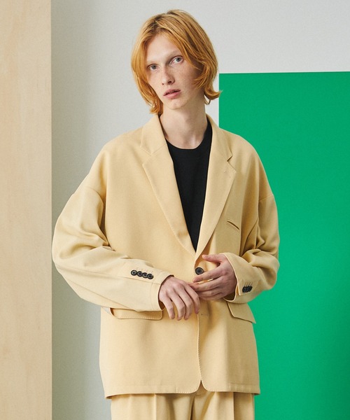 UNITED TOKYO（ユナイテッドトウキョウ）の「トリコチンジャンパージャケット（テーラードジャケット・メンズ・ブラック/ブラウン/アイボリー・1/2/3）」の3枚目の写真