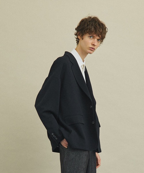 UNITED TOKYO（ユナイテッドトウキョウ）の「トリコチンジャンパージャケット（テーラードジャケット・メンズ・ブラック/ブラウン/アイボリー・1/2/3）」の11枚目の写真