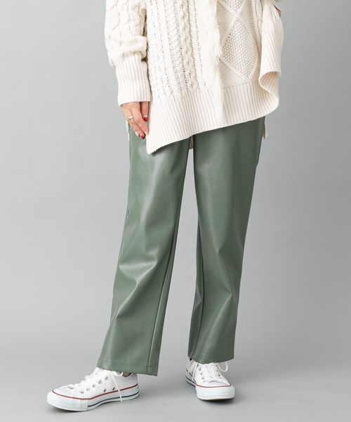 prose verse（プロズヴェール）の「エコレザーテーパードパンツ 美シルエット バックウエストゴム仕様（その他パンツ・レディース・カーキ/アイボリー/ブラウン/イエロー・ﾌﾘ-）」の3枚目の写真