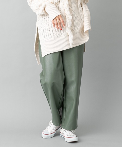 prose verse（プロズヴェール）の「エコレザーテーパードパンツ 美シルエット バックウエストゴム仕様（その他パンツ・レディース・カーキ/アイボリー/ブラウン/イエロー・ﾌﾘ-）」の9枚目の写真