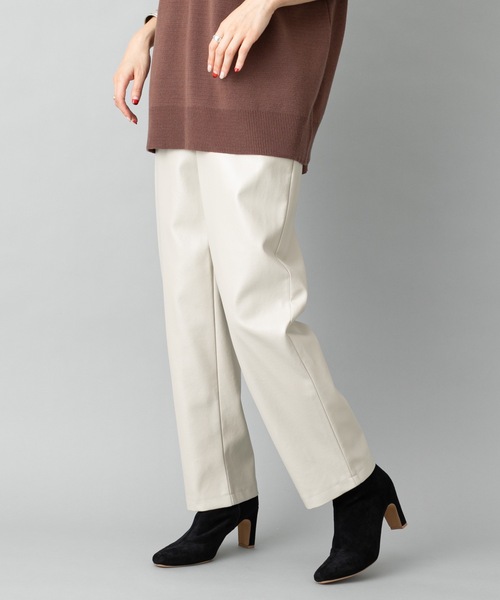 prose verse（プロズヴェール）の「エコレザーテーパードパンツ 美シルエット バックウエストゴム仕様（その他パンツ・レディース・カーキ/アイボリー/ブラウン/イエロー・ﾌﾘ-）」の15枚目の写真