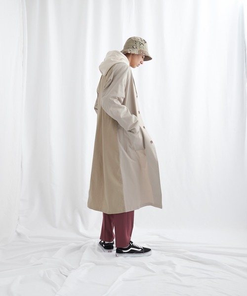 EMMA CLOTHES(エマクローズ)の「マルチファブリック 背面切替 オーバーサイズスプリングコート【EMMA CLOTHES/エマクローズ】(チェスターコート・メンズ・アイボリー/ライトグレー・FREE)」の4枚目の写真