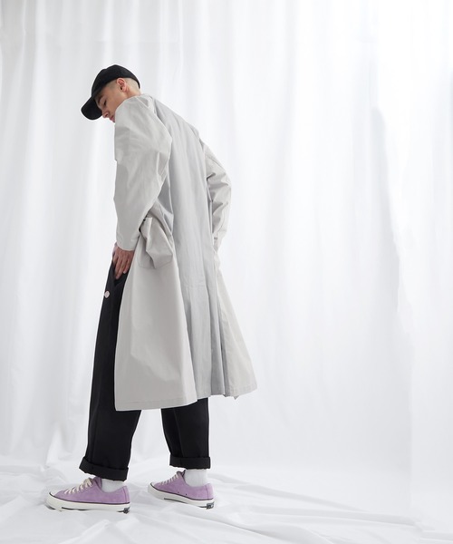 EMMA CLOTHES(エマクローズ)の「マルチファブリック 背面切替 オーバーサイズスプリングコート【EMMA CLOTHES/エマクローズ】(チェスターコート・メンズ・アイボリー/ライトグレー・FREE)」の15枚目の写真
