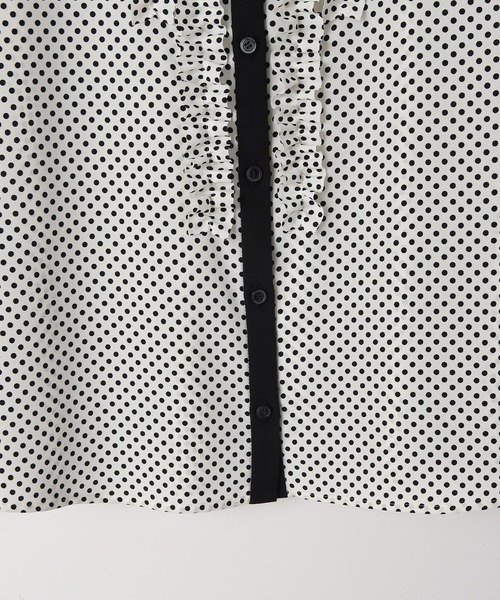 RAW FUDGE（ローファッジ）の「フリル配色ドットブラウス（シャツ/ブラウス・レディース・ブラック/ネイビー/オフホワイト・M）」の15枚目の写真