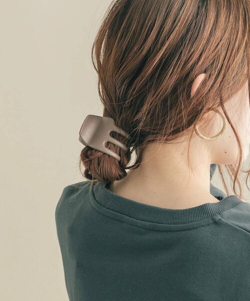 SMELLY(スメリー)の「マットカラーバンス(バレッタ/ヘアクリップ・レディース・ネイビー/モカ・-)」の16枚目の写真