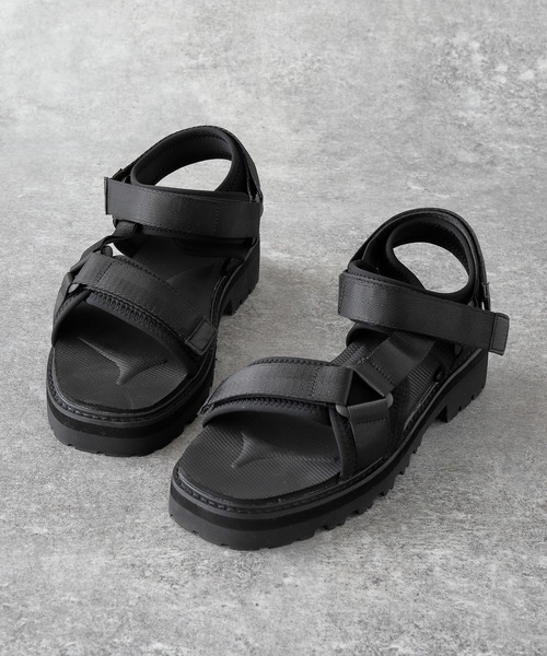 act'm（アクトム）の「act'm ストラップ付き ブラックベルトスポーツサンダル（サンダル・メンズ・ブラック/ブラック系その他・40/38/39/41/42/43）」の21枚目の写真