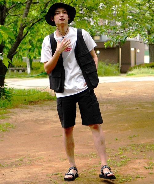 ikka（イッカ）の「N/PU マルチポケットショートパンツ（その他パンツ・メンズ・ブラック/ベージュ・S/M/L/XL）」の3枚目の写真