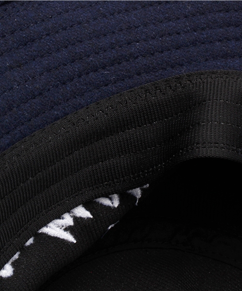 And A（アンドエー）の「Champion Wool Bucket Hat（ハット・メンズ・ホワイト/グレー/ネイビー・LARGE/MEDIUM）」の6枚目の写真