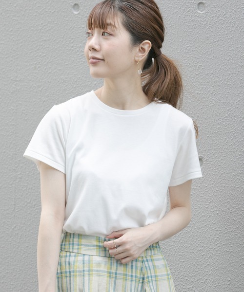 URBAN RESEARCH Sonny Label（アーバンリサーチサニーレーベル）の「汗ジミ防止UVスムースTシャツ（Tシャツ/カットソー・レディース・ベージュ/グレー/イエロー/ライトピンク/オフホワイト・FREE）」の2枚目の写真