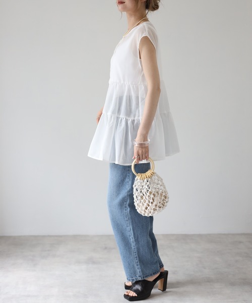 4youstory（フォーユーストーリー）の「シアーブラウスフレンチスリーブ（シャツ/ブラウス・レディース・ブラック/オフホワイト/グレイッシュベージュ・MEDIUM）」の4枚目の写真