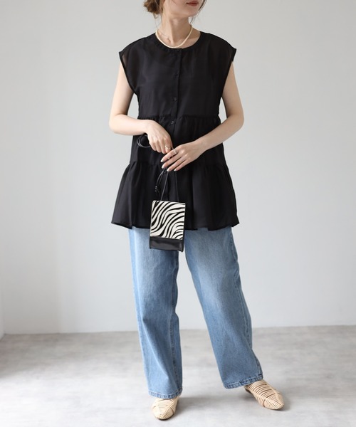 4youstory（フォーユーストーリー）の「シアーブラウスフレンチスリーブ（シャツ/ブラウス・レディース・ブラック/オフホワイト/グレイッシュベージュ・MEDIUM）」の10枚目の写真