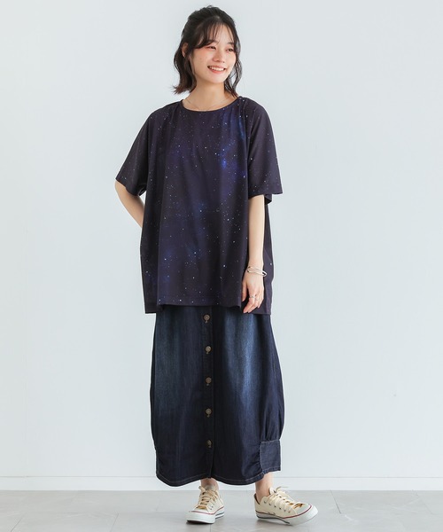 n'OrLABEL(ノアールレーベル)の「『コスモ柄プリントTシャツ』(Tシャツ/カットソー・レディース・ネイビー・FREE)」の14枚目の写真