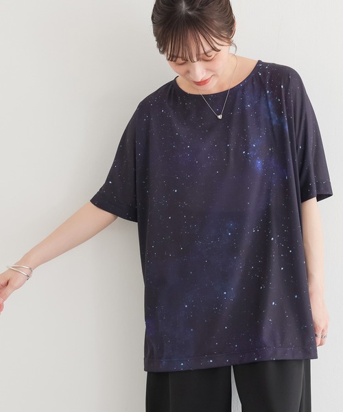 n'OrLABEL(ノアールレーベル)の「『コスモ柄プリントTシャツ』(Tシャツ/カットソー・レディース・ネイビー・FREE)」の15枚目の写真