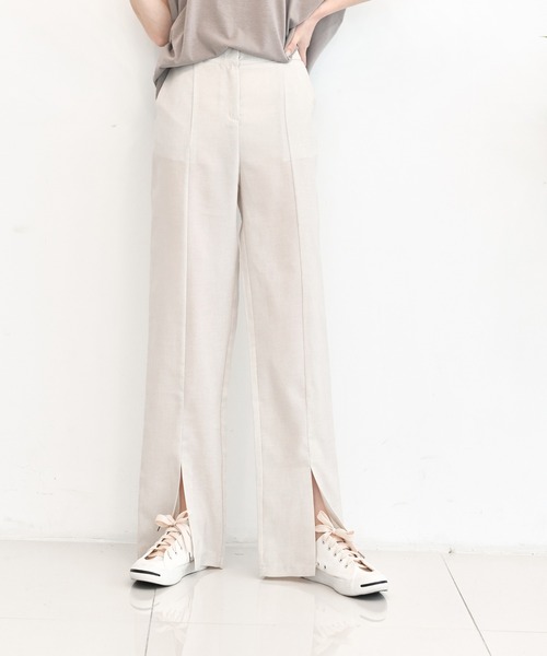 me+em select（ミームセレクト）の「センタースリットナチュラルスラックス（その他パンツ・レディース・ベージュ/グレー・FREE）」の3枚目の写真