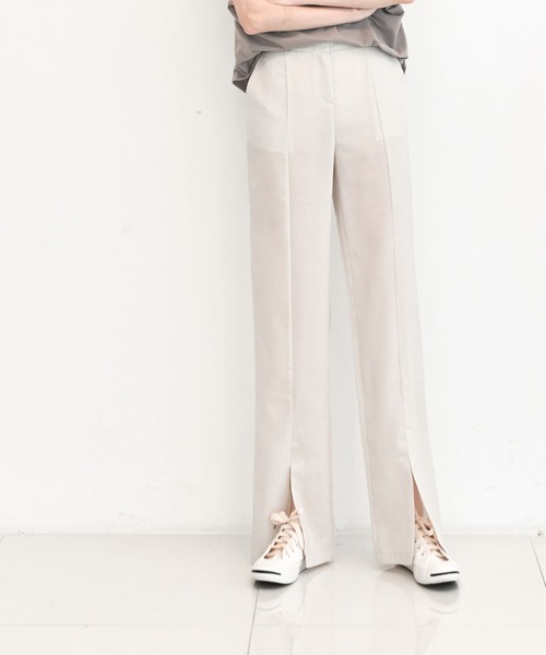 me+em select（ミームセレクト）の「センタースリットナチュラルスラックス（その他パンツ・レディース・ベージュ/グレー・FREE）」の7枚目の写真