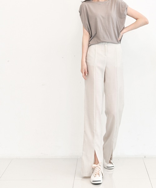 me+em select（ミームセレクト）の「センタースリットナチュラルスラックス（その他パンツ・レディース・ベージュ/グレー・FREE）」の9枚目の写真