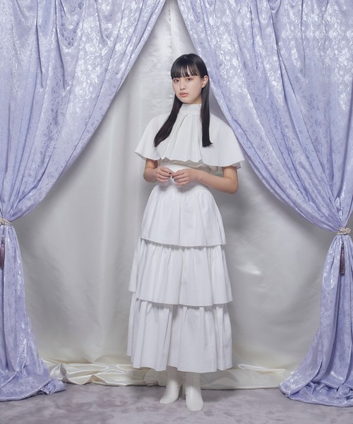 Romansual（ロマンシュアル）の「Romansual/ボリュームティアードハイウエストロングスカート（スカート・レディース・ホワイト/ブラック・SMALL/MEDIUM）」の3枚目の写真