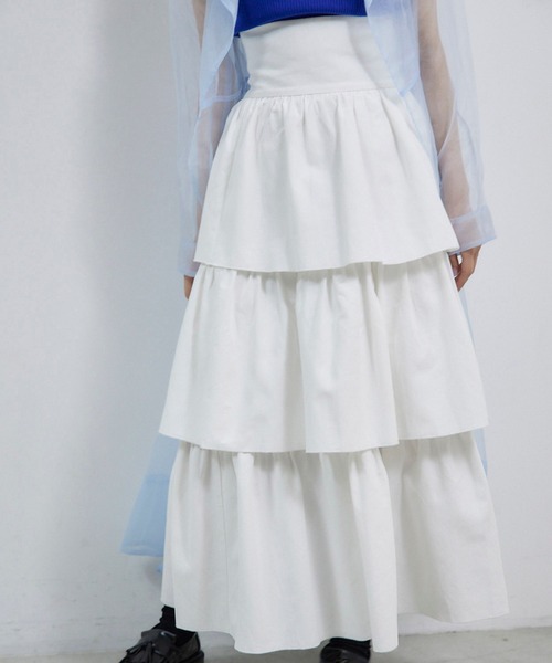 Romansual（ロマンシュアル）の「Romansual/ボリュームティアードハイウエストロングスカート（スカート・レディース・ホワイト/ブラック・SMALL/MEDIUM）」の7枚目の写真