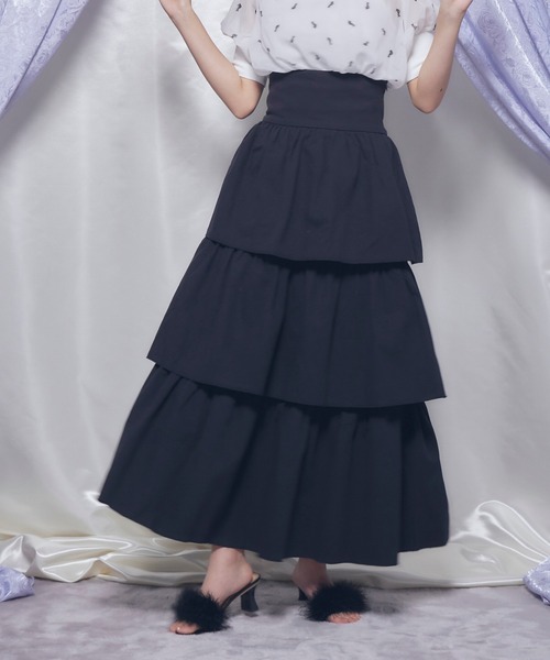 Romansual（ロマンシュアル）の「Romansual/ボリュームティアードハイウエストロングスカート（スカート・レディース・ホワイト/ブラック・SMALL/MEDIUM）」の20枚目の写真
