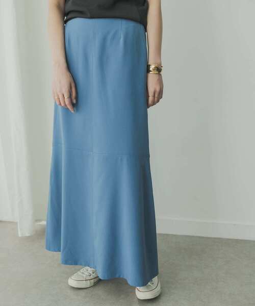 KBF+(ケービーエフプラス)の「KBF+ 切替マーメイドスカート(スカート・レディース・ブルー/ブラック/ベージュ・38)」の3枚目の写真