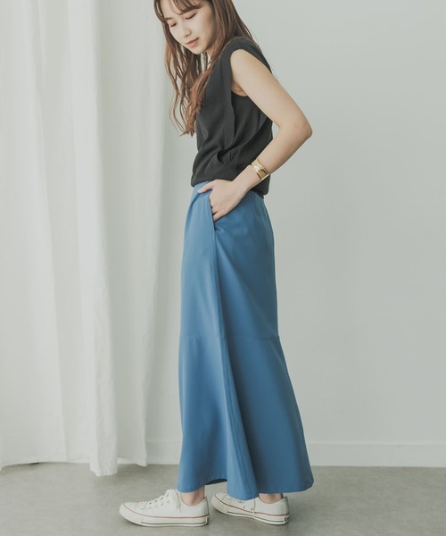 KBF+(ケービーエフプラス)の「KBF+ 切替マーメイドスカート(スカート・レディース・ブルー/ブラック/ベージュ・38)」の6枚目の写真