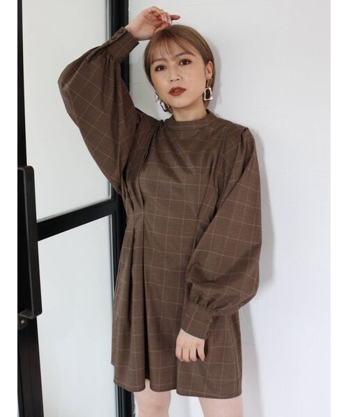 MURUA(ムルーア)の「ボリュームスリーブミニワンピース(ワンピース・レディース・ブラック/グレー/キャメル/その他1/グリーン・FREE)」の19枚目の写真