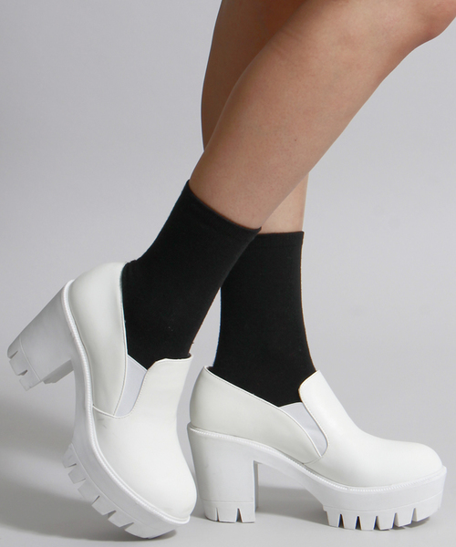 WEGO(ウィゴー)の「WEGO/タンクヒールブーティ(ブーティ・レディース・ブラック/その他1/ホワイト・MEDIUM/LARGE)」の2枚目の写真