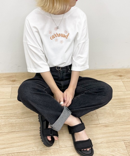 apres jour（アプレジュール）の「ロールアップアソートT【ZOZOTOWN限定アイテム】（Tシャツ/カットソー・レディース・オフホワイト/ライトピンク/アイボリー/ホワイト系その他2/ブラック/ホワイト系その他/ラベンダー/ホワイト系その他3・フリー/X-LARGE）」の4枚目の写真