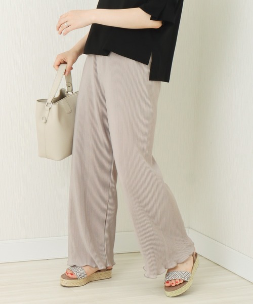 libelle more（リベル モア）の「裾メロー　クリスタルプリーツパンツ（その他パンツ・レディース・グレイッシュベージュ/ミント/ライトグレー/ブラック・L/M）」の3枚目の写真