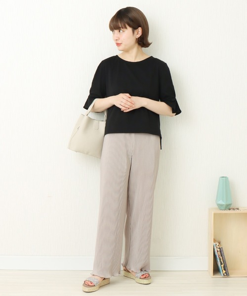 libelle more（リベル モア）の「裾メロー　クリスタルプリーツパンツ（その他パンツ・レディース・グレイッシュベージュ/ミント/ライトグレー/ブラック・L/M）」の5枚目の写真