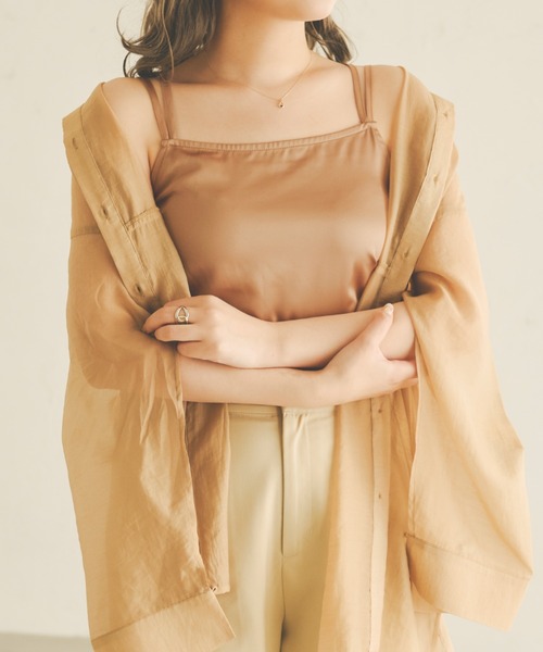 Ambre Neige(アンブルネージュ)の「バッククロスサテンキャミ/【WEB/EC限定商品】(キャミソール・レディース・ダークブラウン/ライトブラウン/ライトベージュ/ブラック・FREE)」の17枚目の写真