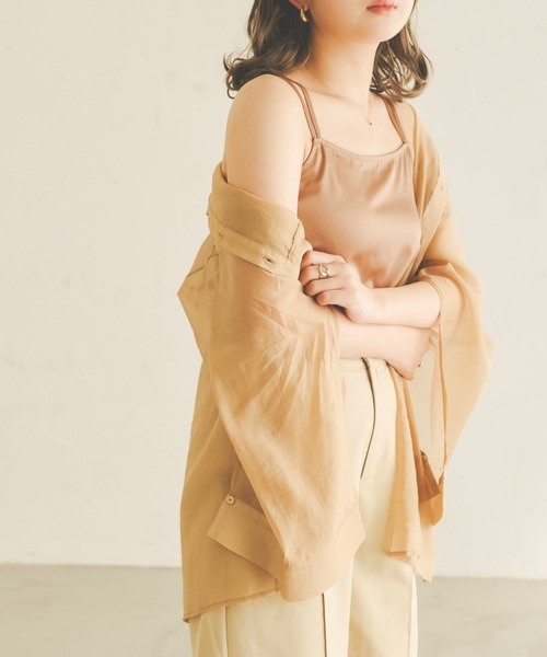 Ambre Neige(アンブルネージュ)の「バッククロスサテンキャミ/【WEB/EC限定商品】(キャミソール・レディース・ダークブラウン/ライトブラウン/ライトベージュ/ブラック・FREE)」の18枚目の写真
