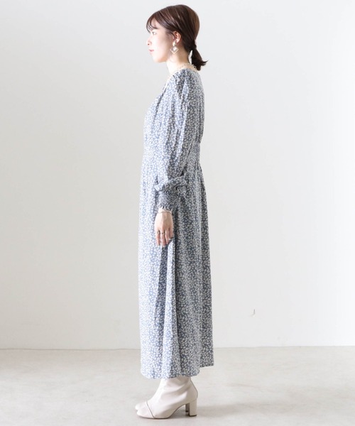 Cheek（チーク）の「ワントーンフラワー総柄ワンピース（ワンピース・レディース・ブラウン/ブルー/ブラック・MEDIUM）」の20枚目の写真
