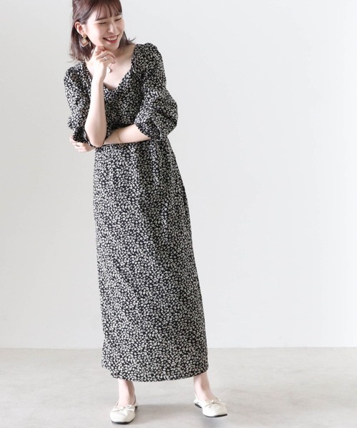 Cheek（チーク）の「ワントーンフラワー総柄ワンピース（ワンピース・レディース・ブラウン/ブルー/ブラック・MEDIUM）」の11枚目の写真
