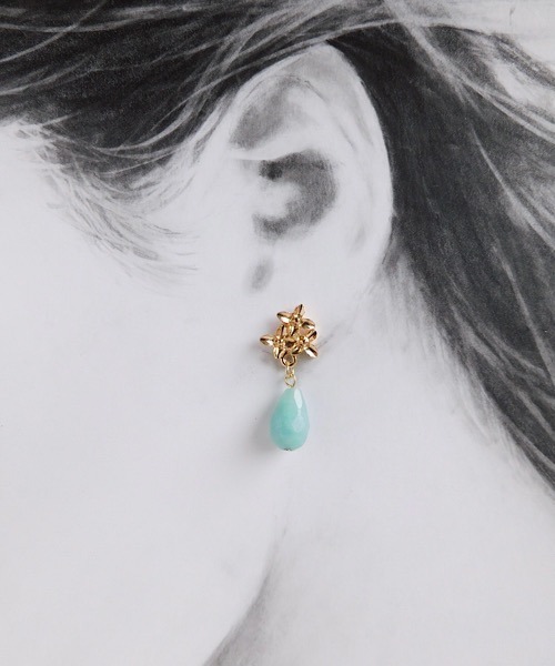 tone(トーン)の「【SPICY COLORS】天然石のボタニカルピアス(ピアス(両耳用)・レディース・ライトブルー/オレンジ/ライトオレンジ系/レッド・FREE)」の8枚目の写真