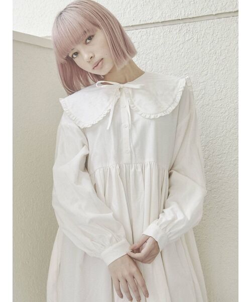 merry jenny(メリージェニー)の「キルトフリルカラーワンピース(ワンピース・レディース・ブラック/グレー/オフホワイト・FREE)」の9枚目の写真