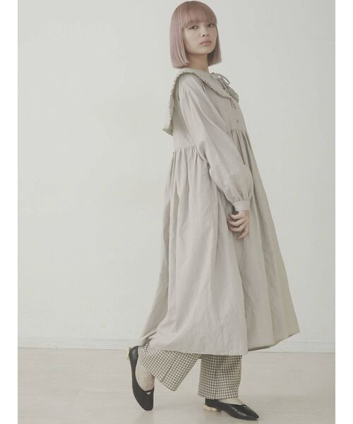 merry jenny(メリージェニー)の「キルトフリルカラーワンピース(ワンピース・レディース・ブラック/グレー/オフホワイト・FREE)」の13枚目の写真