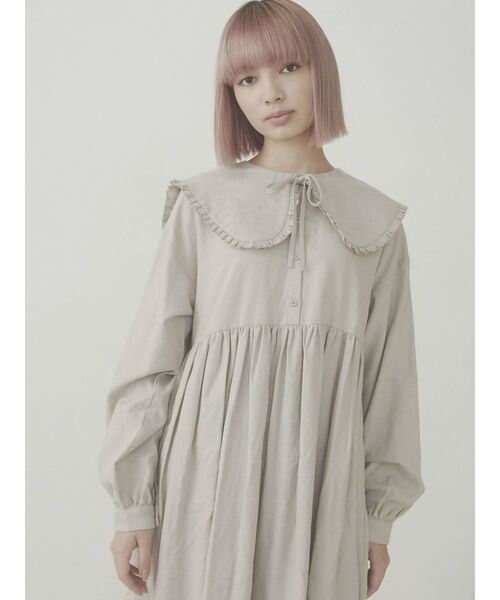 merry jenny(メリージェニー)の「キルトフリルカラーワンピース(ワンピース・レディース・ブラック/グレー/オフホワイト・FREE)」の15枚目の写真