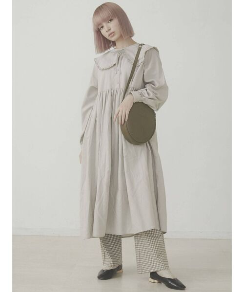 merry jenny(メリージェニー)の「キルトフリルカラーワンピース(ワンピース・レディース・ブラック/グレー/オフホワイト・FREE)」の18枚目の写真