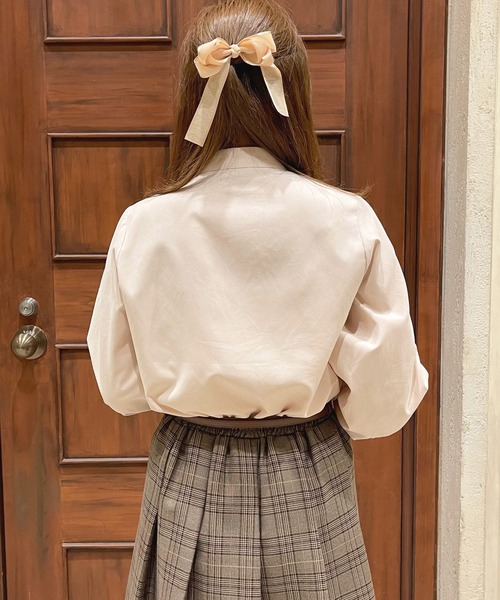apres jour(アプレジュール)の「ボウタイ袖ボリュームブラウス【ZOZOTOWN限定アイテム】(シャツ/ブラウス・レディース・ピンクベージュ/アイボリー/ライトベージュ・X-LARGE/フリー)」の10枚目の写真
