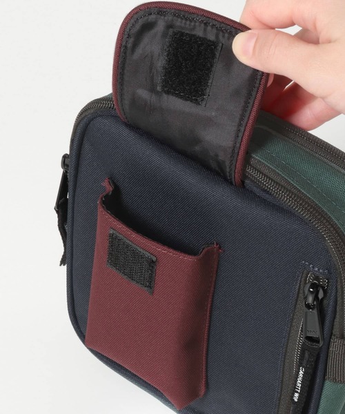 Carhartt（カーハート）の「carhartt　CARHARTT ESSENTIALSBAG S（ショルダーバッグ・メンズ・ブラック/ブラウン/その他1・ONE）」の16枚目の写真