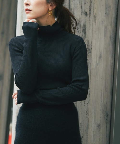 RIVE DROITE（リヴドロワ）の「1着は持っておきたい　アンチピリングタートルニット（ニット/セーター・レディース・ブラック/ベージュ/オフホワイト/ブルー・FREE）」の2枚目の写真