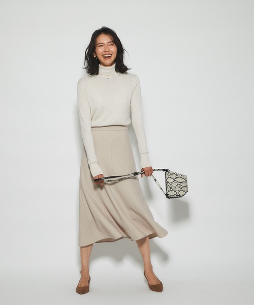 RIVE DROITE（リヴドロワ）の「1着は持っておきたい　アンチピリングタートルニット（ニット/セーター・レディース・ブラック/ベージュ/オフホワイト/ブルー・FREE）」の13枚目の写真